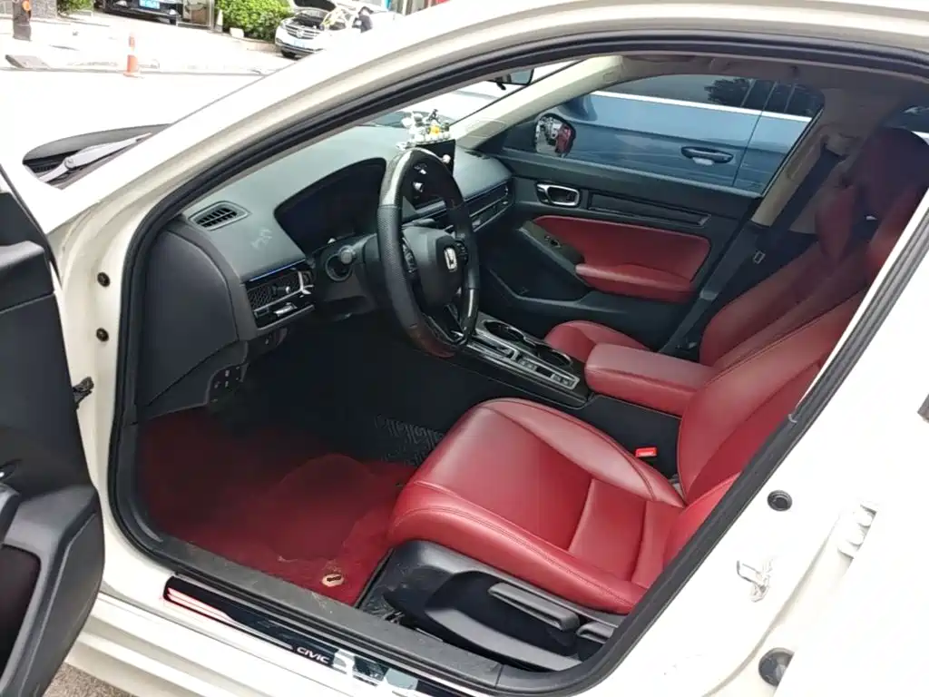 Honda Civic — фото 15