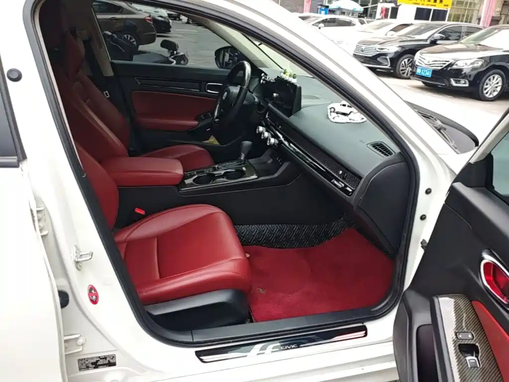 Honda Civic — фото 25