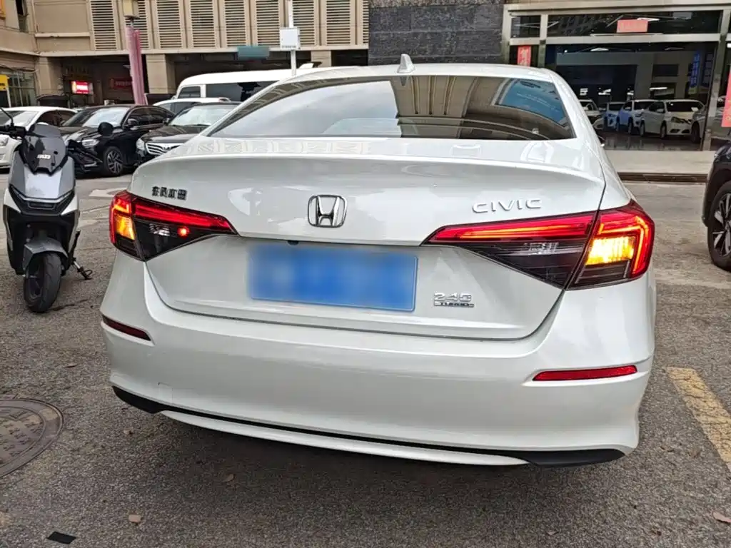 Honda Civic — фото 6