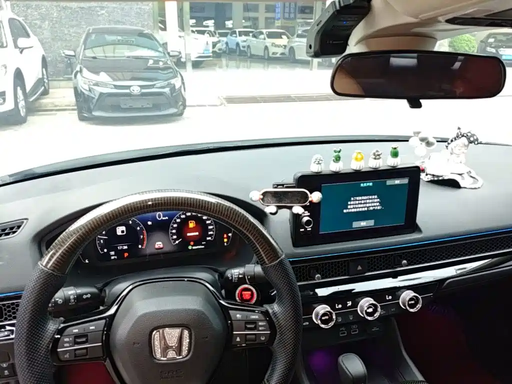 Honda Civic — фото 10