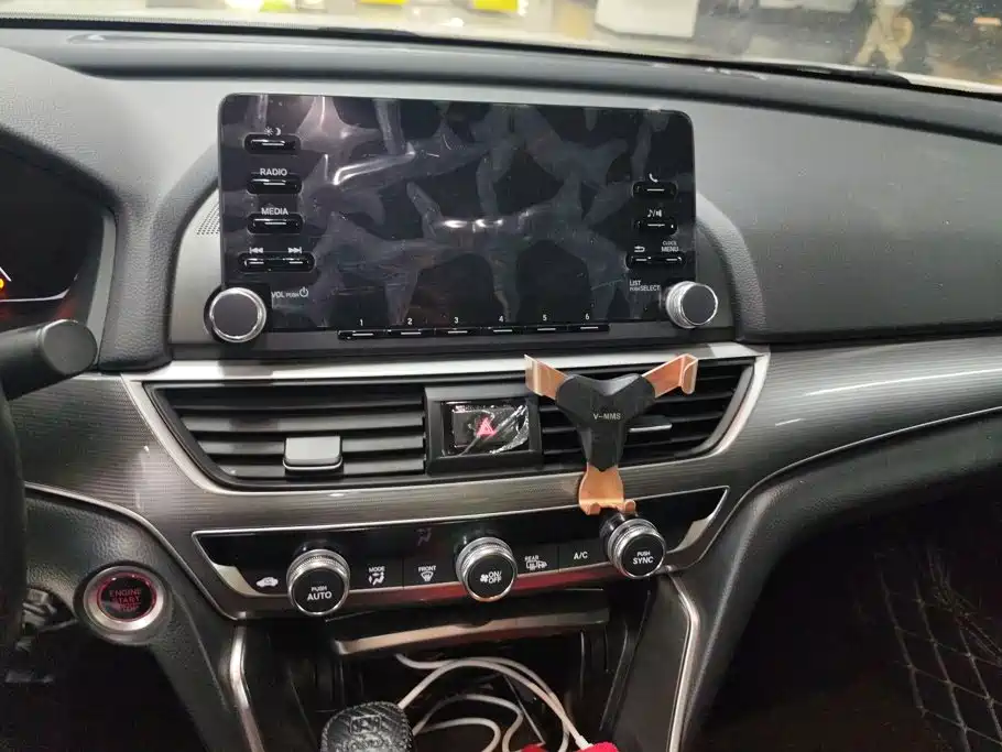 Honda Accord — фото 13