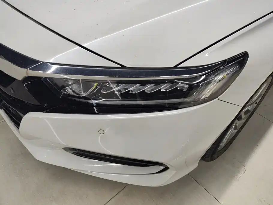Honda Accord — фото 5