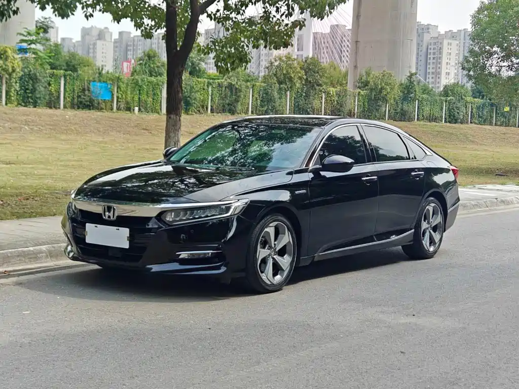 Honda Accord — фото 2