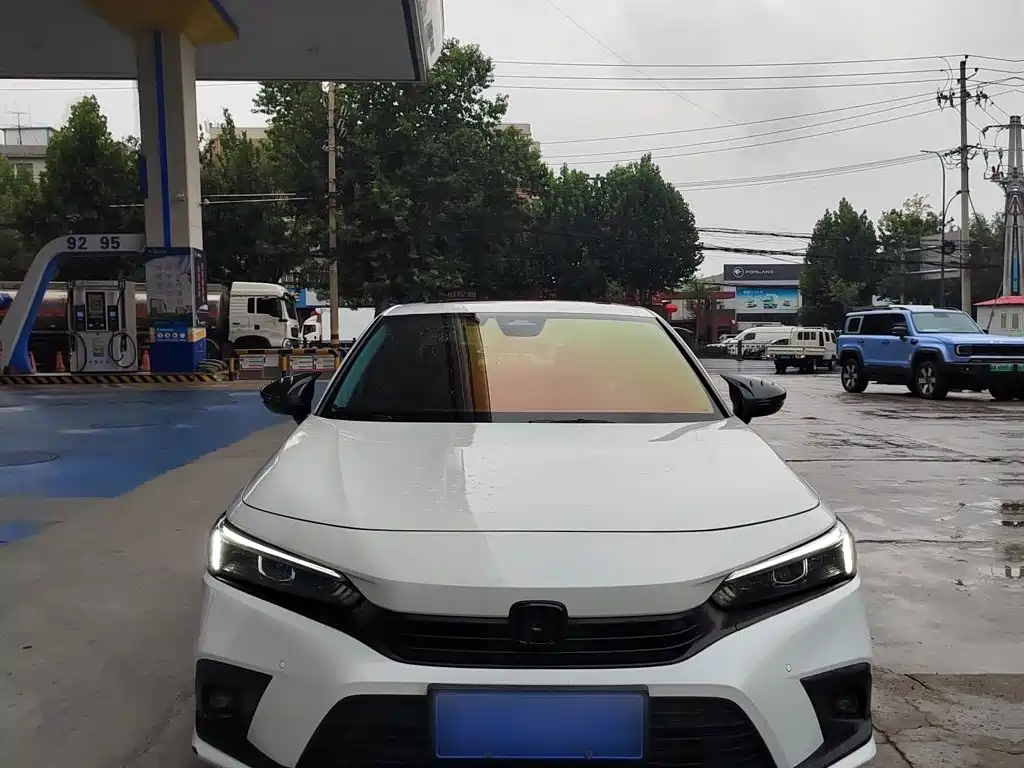 Honda Civic — фото 5