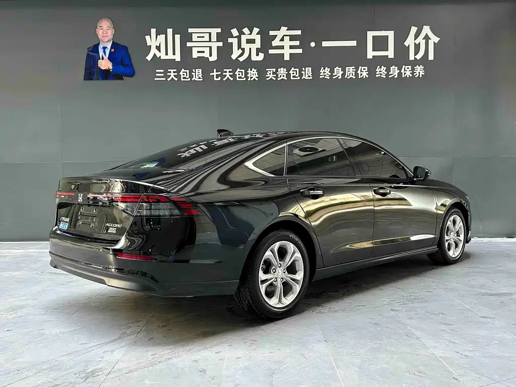Honda Accord — фото 21
