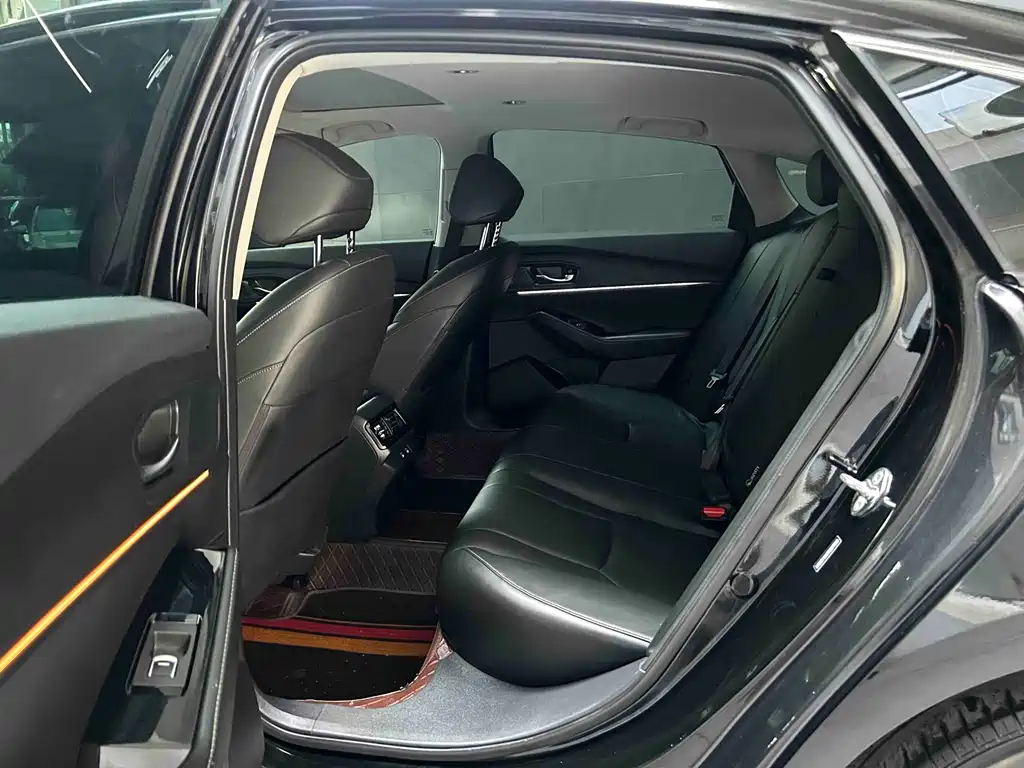 Honda Accord — фото 5
