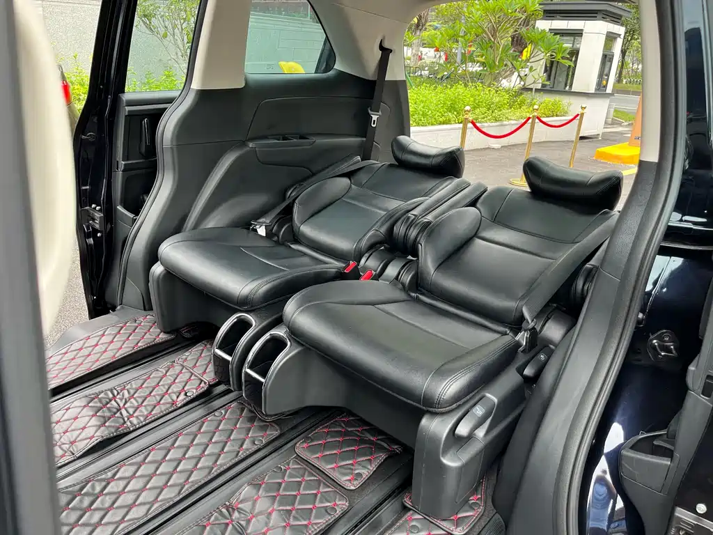 Honda Odyssey — фото 14