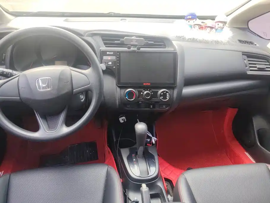 Honda Fit — фото 13