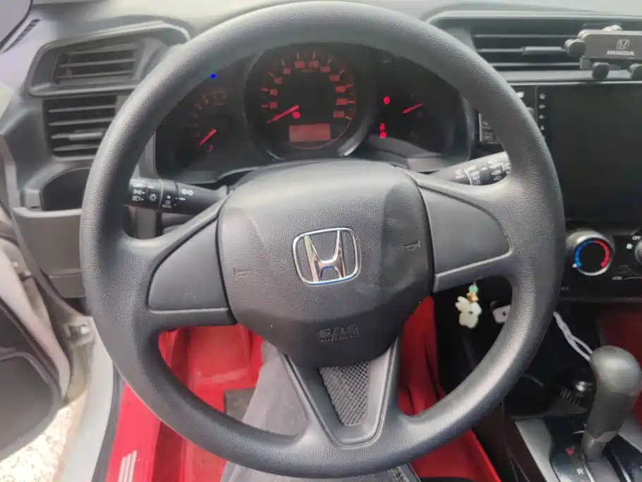 Honda Fit — фото 15