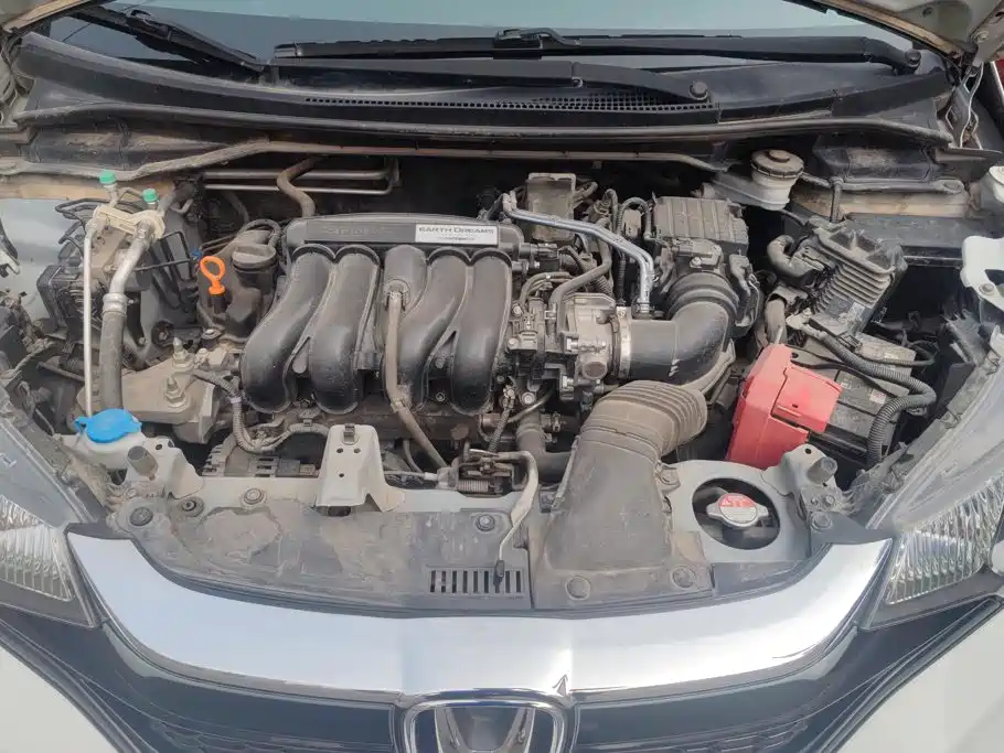Honda Fit — фото 10