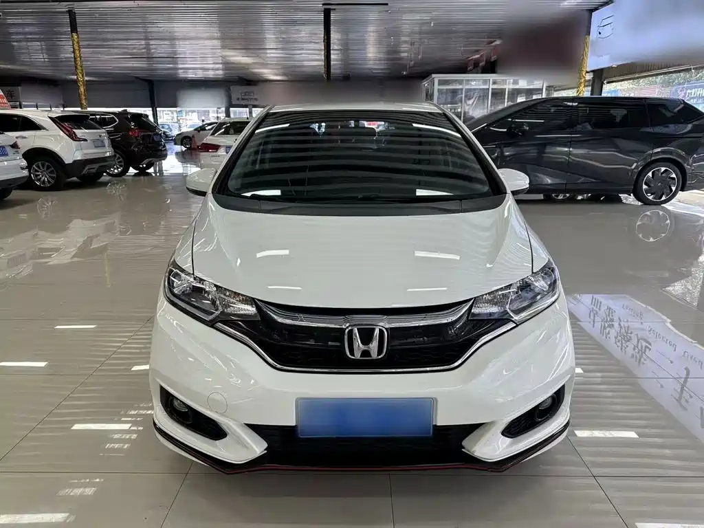 Honda Fit — фото 3