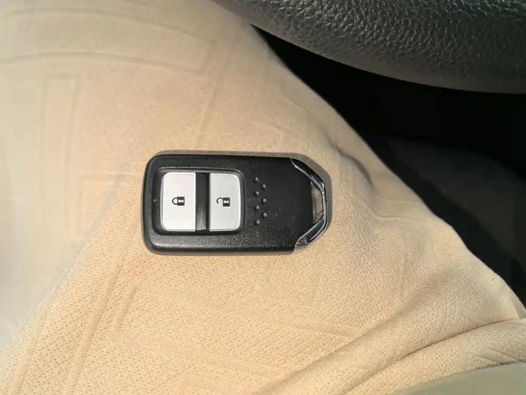 Honda Fit — фото 9