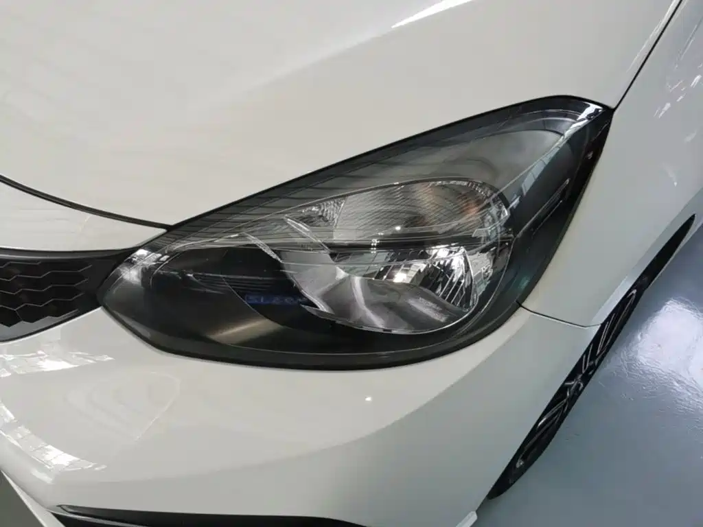 Honda Fit — фото 24
