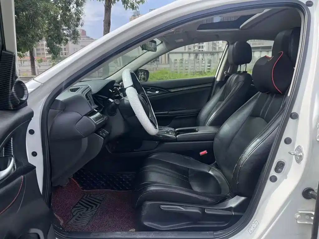 Honda Civic — фото 4