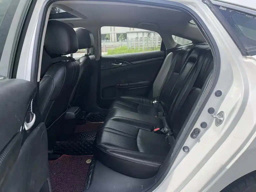 Honda Civic — фото 6