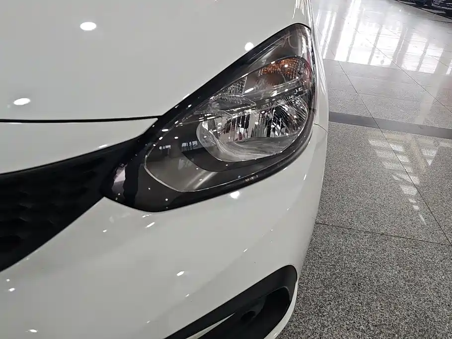 Honda Fit — фото 5