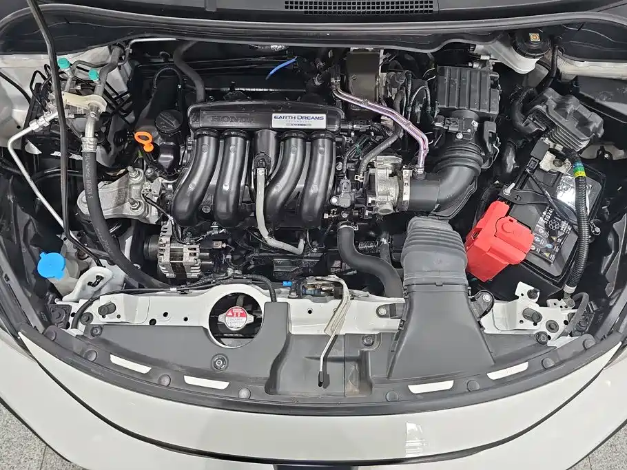 Honda Fit — фото 10