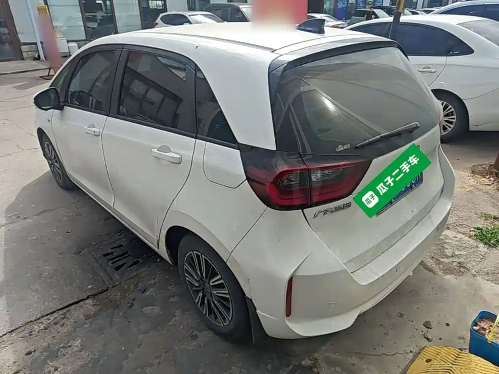 Honda Fit — фото 5