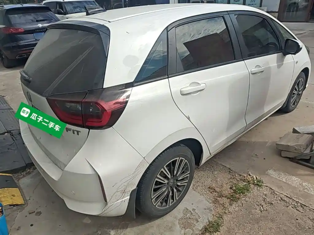 Honda Fit — фото 7