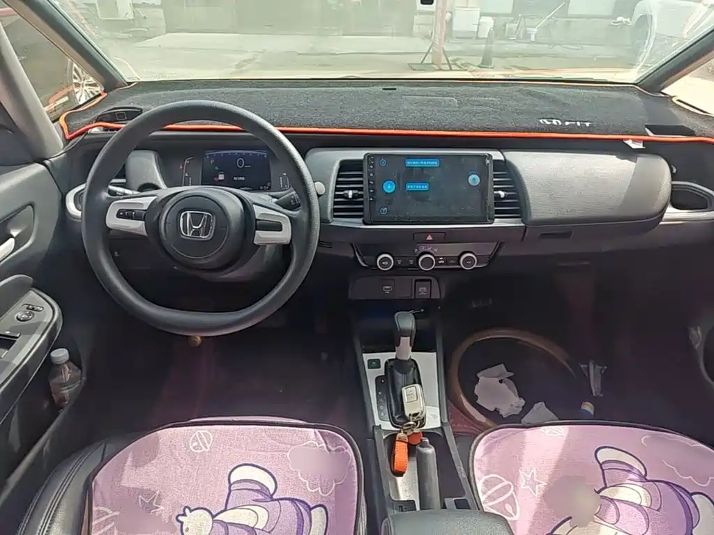 Honda Fit — фото 10