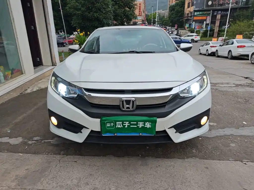 Honda Civic — фото 3