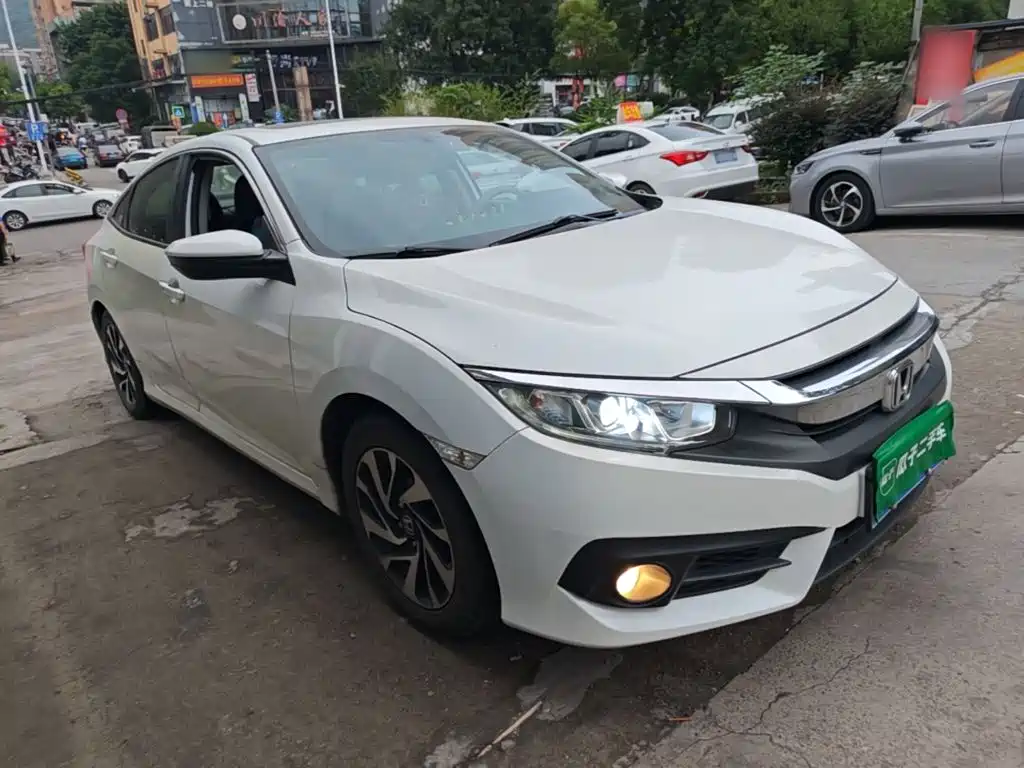 Honda Civic — фото 4