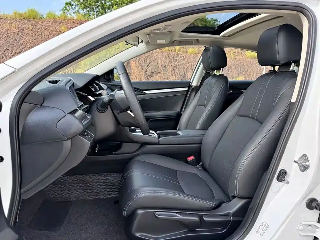 Honda Civic — фото 4