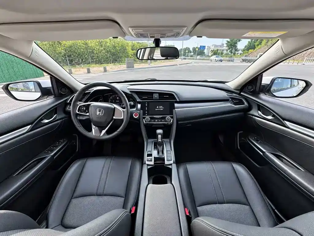 Honda Civic — фото 5