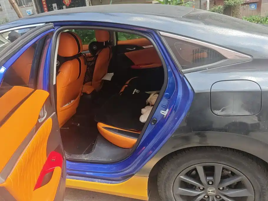 Honda Civic — фото 11
