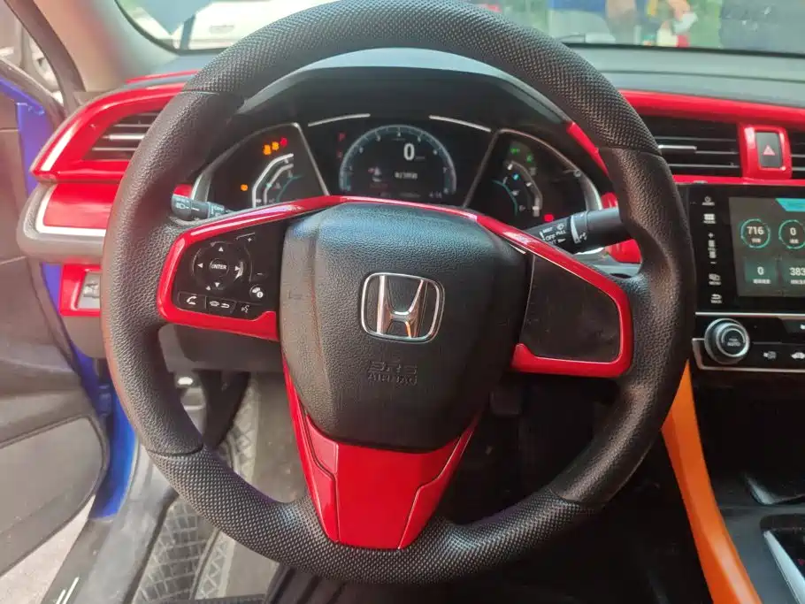 Honda Civic — фото 15