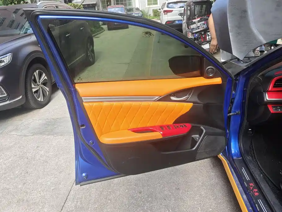 Honda Civic — фото 7