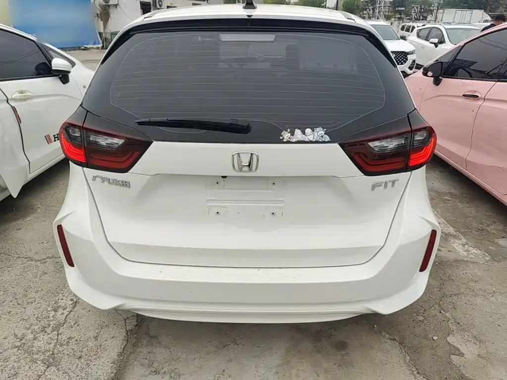 Honda Fit — фото 6