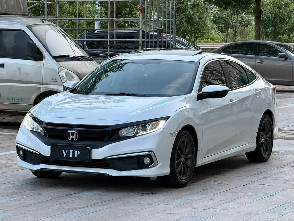 Honda Civic — фото 2