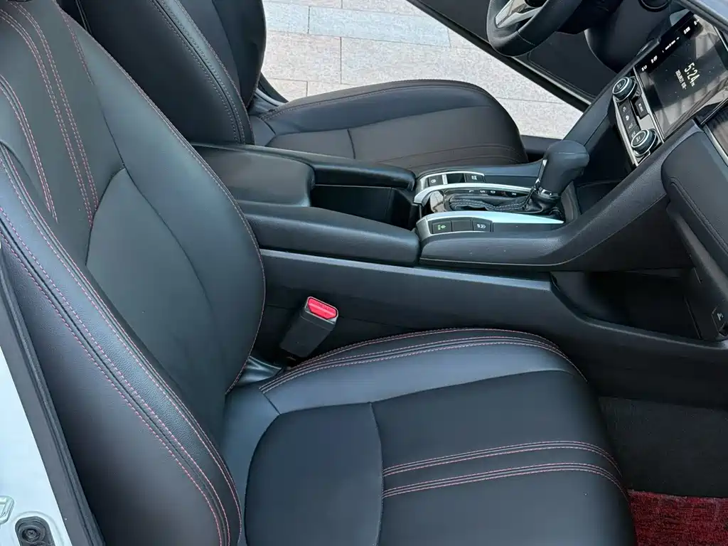 Honda Civic — фото 6