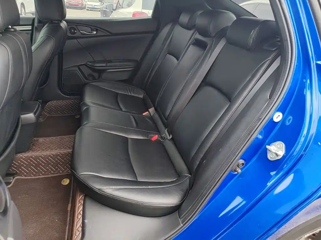 Honda Civic — фото 17