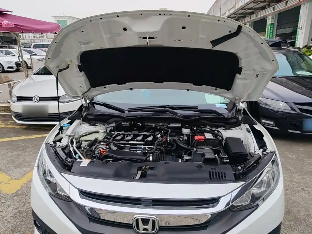 Honda Civic — фото 20