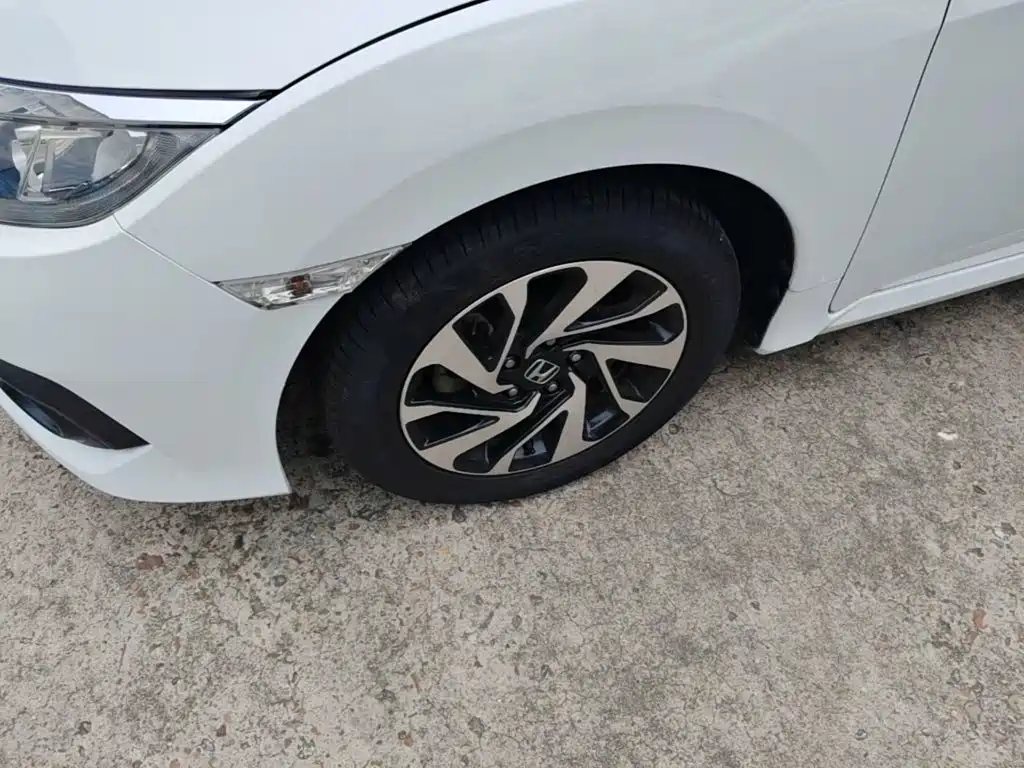 Honda Civic — фото 23