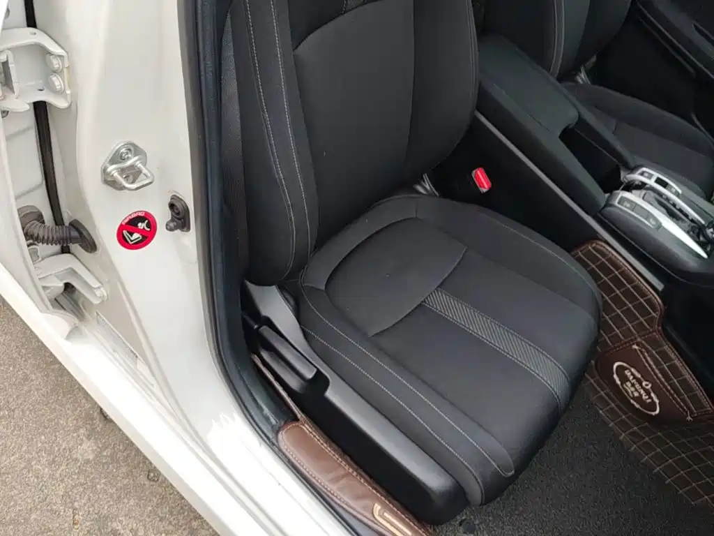 Honda Civic — фото 25