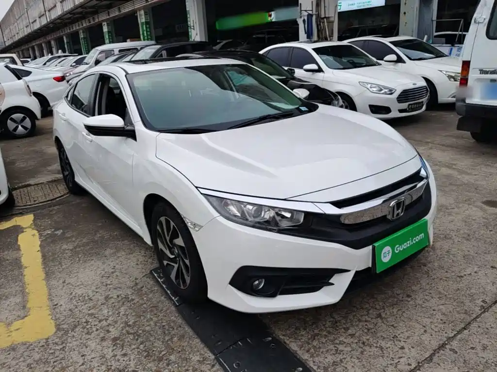Honda Civic — фото 4