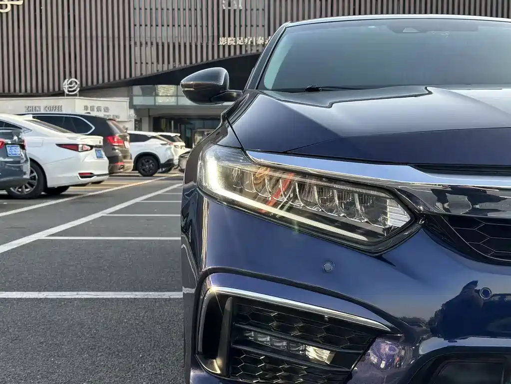 Honda Inspire — фото 18