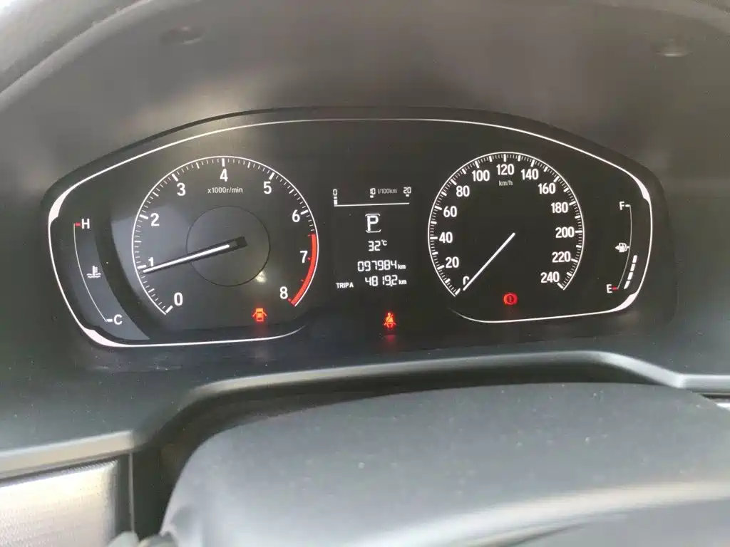 Honda Accord — фото 13