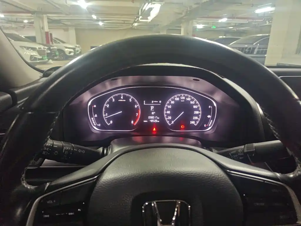 Honda Accord — фото 14