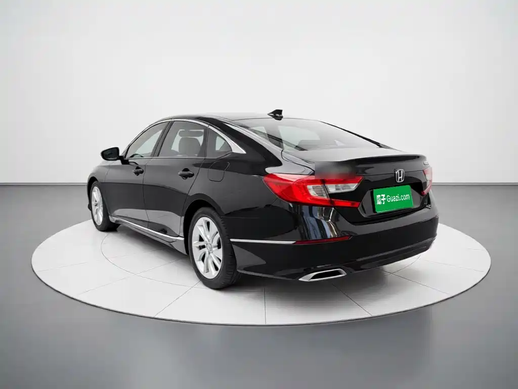 Honda Accord — фото 5
