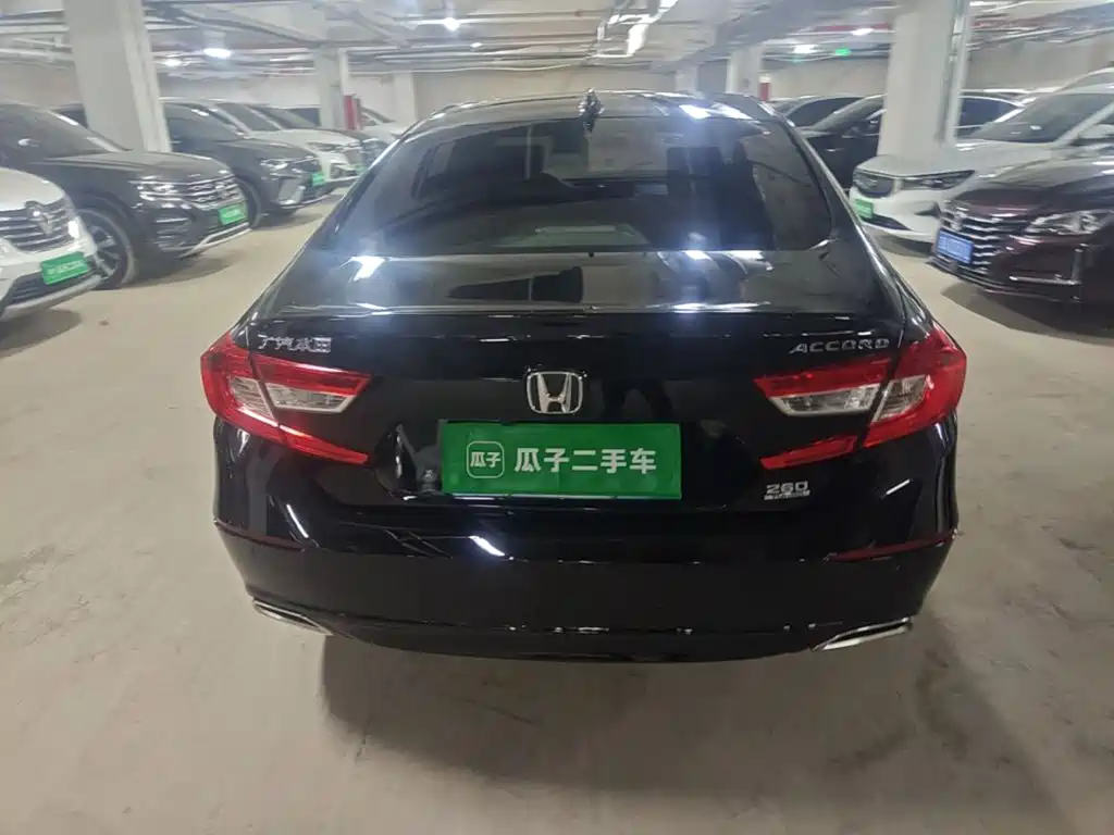 Honda Accord — фото 6