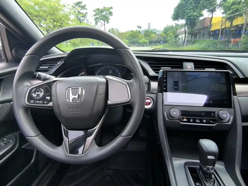 Honda Civic — фото 11