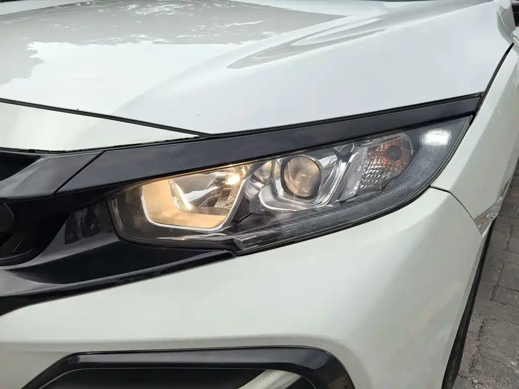 Honda Civic — фото 14