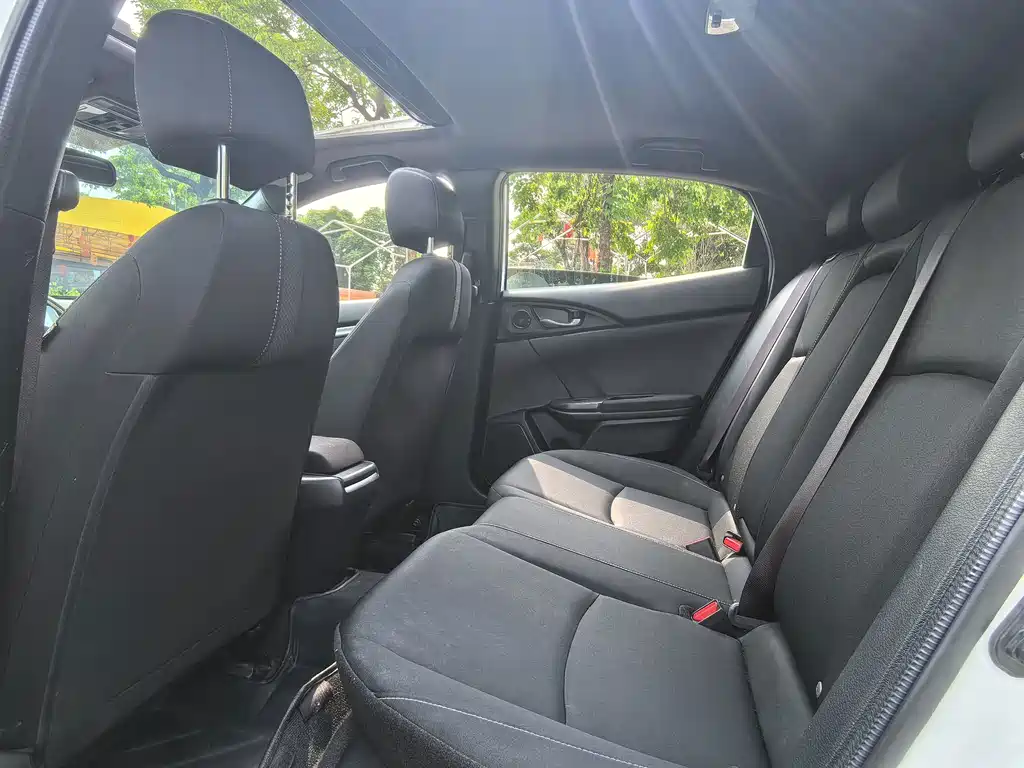 Honda Civic — фото 9