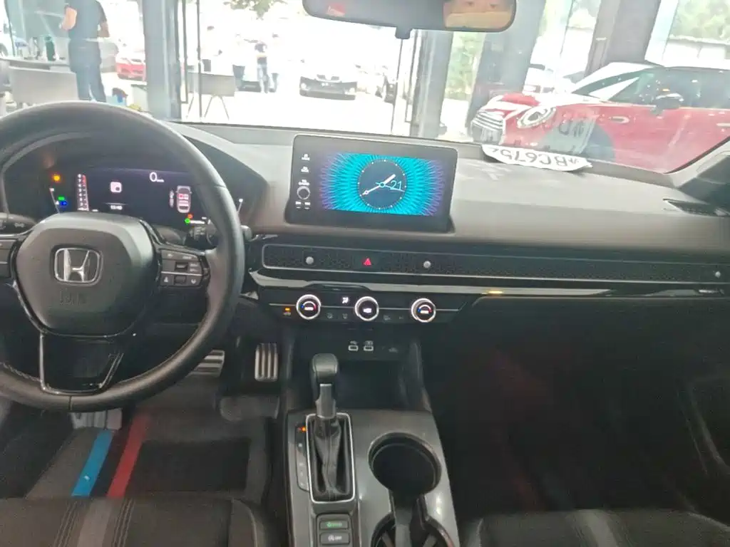 Honda Civic — фото 13
