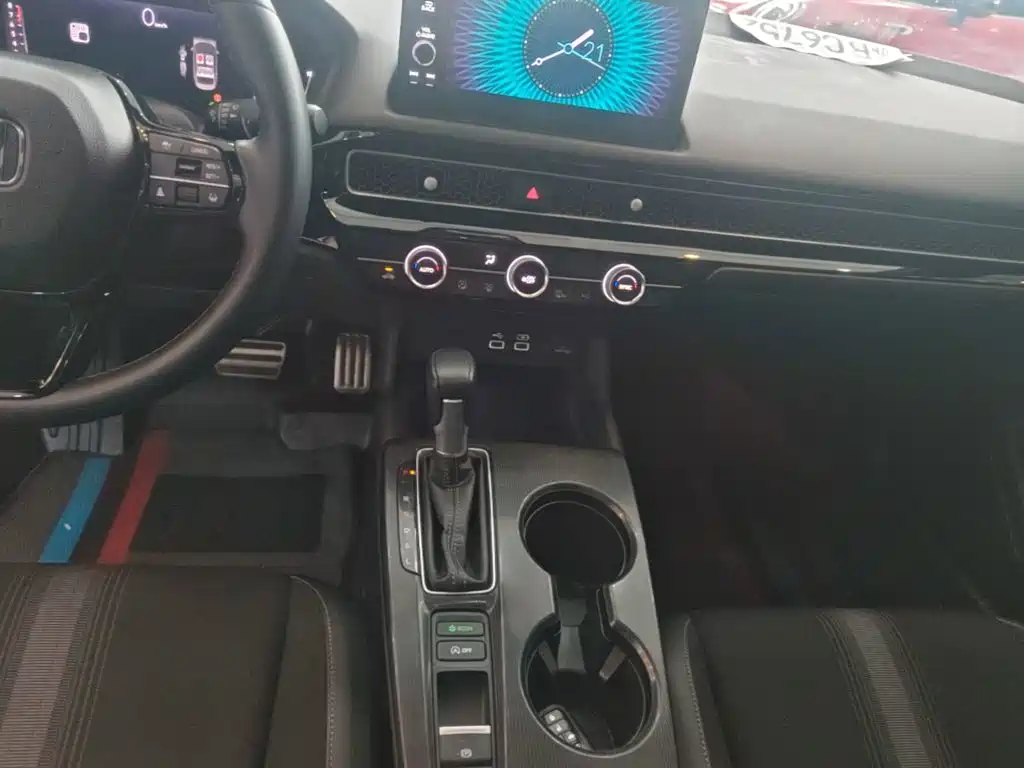 Honda Civic — фото 14