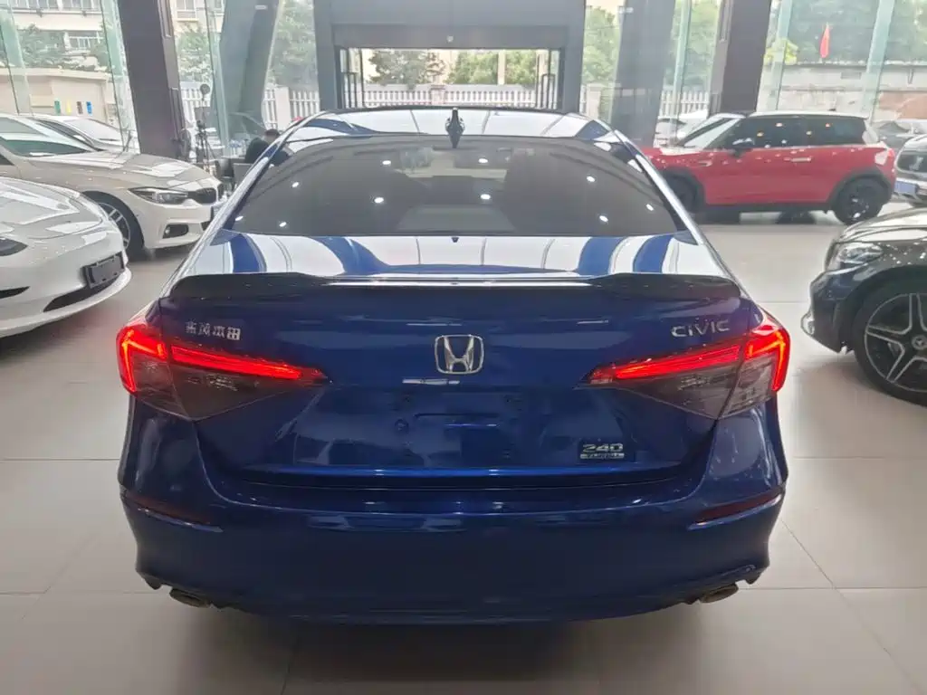 Honda Civic — фото 6